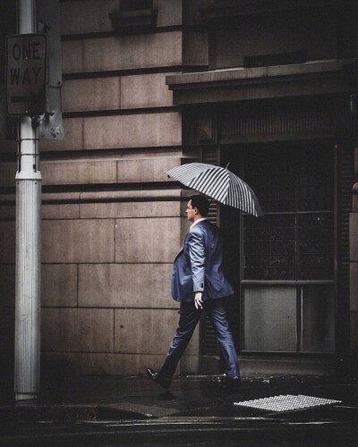 后夜的雨。