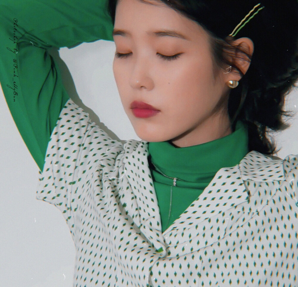 iu♡
李知恩