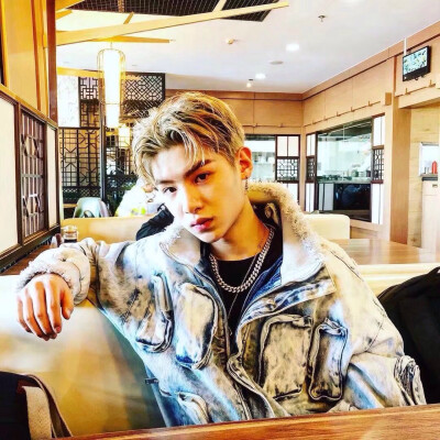 黄明昊的贾富贵❤️❤️