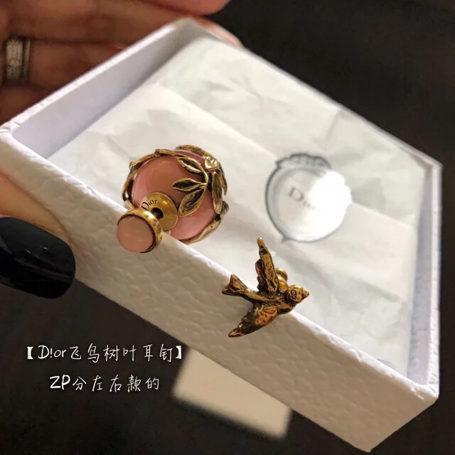 dior19年新款燕子耳钉