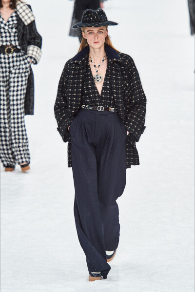 Chanel（香奈儿）2019秋冬大秀 老佛爷最后的设计之作！