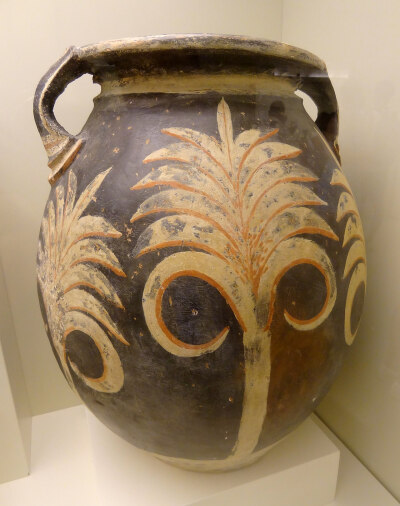 Kamares ware, Minoen Period, Crete 卡马雷斯彩陶，产于公元前两千年左右克里特岛米诺斯王朝时期，被称为最漂亮的彩陶之一。