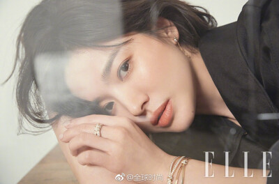 宋慧乔 &amp;《ELLE》韩版封面Ⅰ有些美，就是她静静的，也特别迷人！