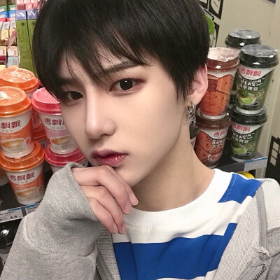 男生头像 二转注明文清