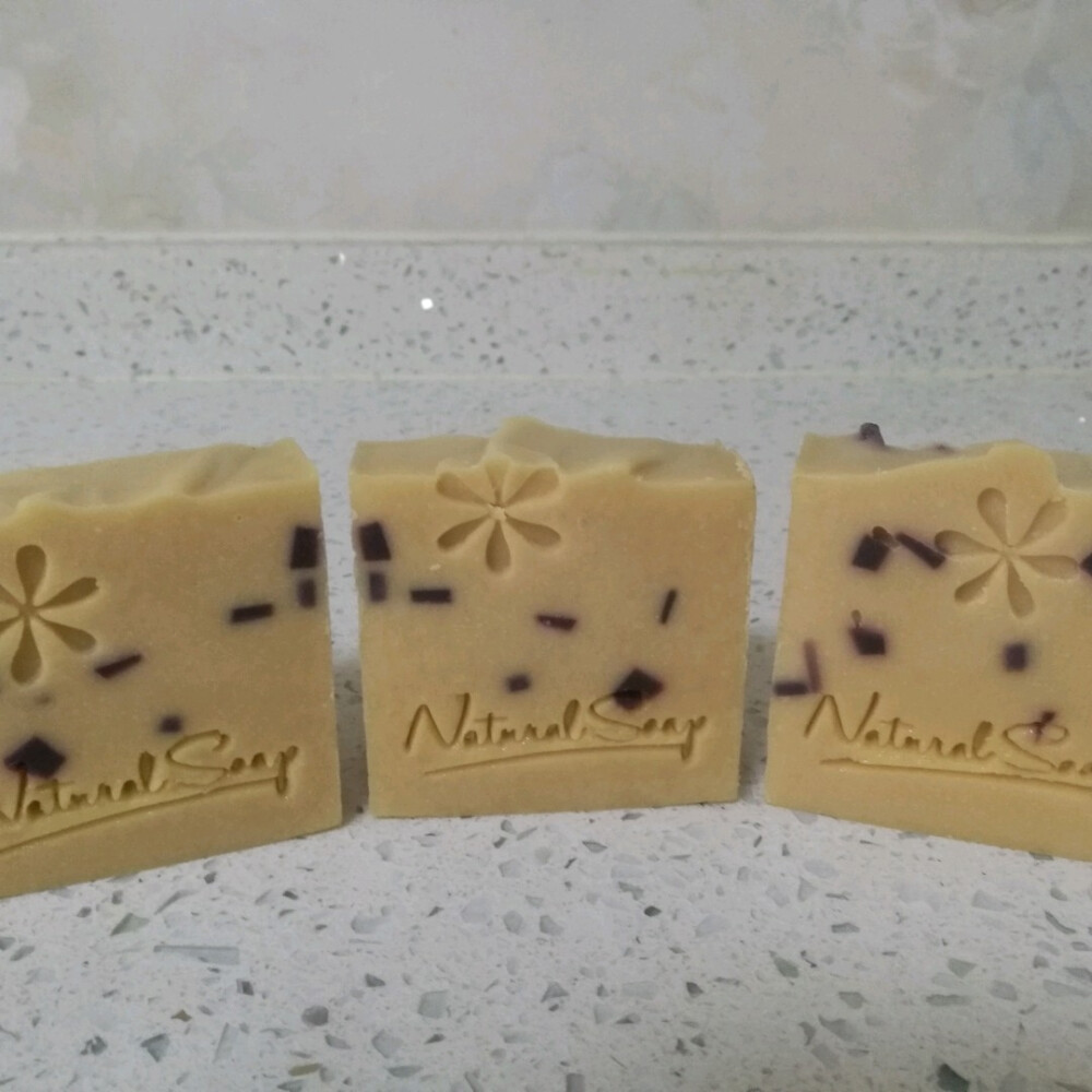 冷制手工皂很火的洁肤产品，你用了吗？我是迷上了……