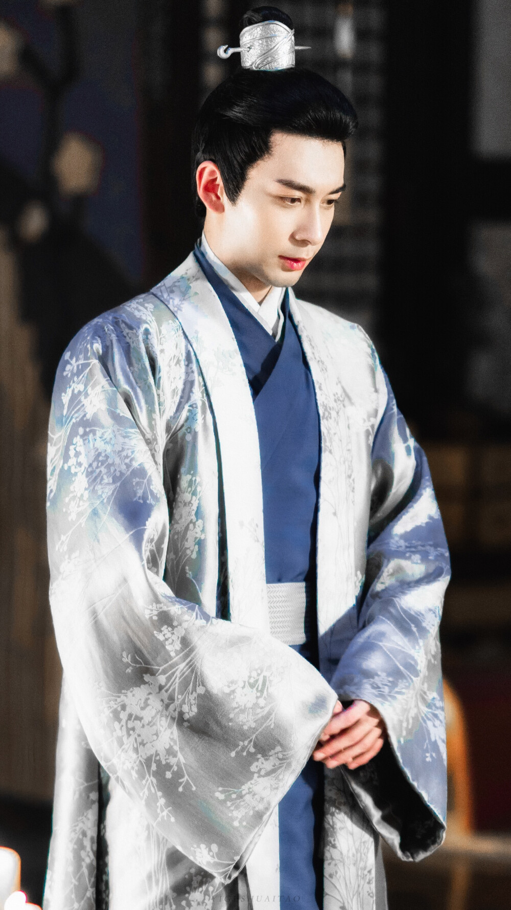 电视剧东宫｜李承鄞｜陈星旭｜修图壁纸
太子服