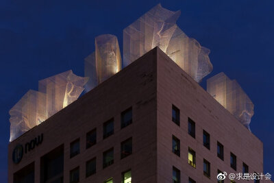 “边界”艺术装置，巴塞罗那 / Edoardo Tresoldi。#求是设计会#