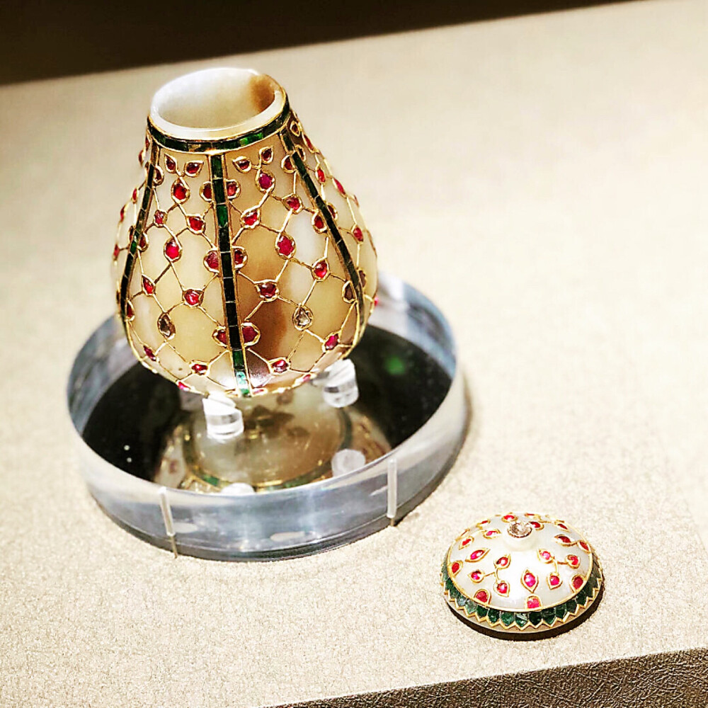 “痕都斯坦”玉器，台北故宫博物院藏。 - 高清图片，堆糖，美图壁纸兴趣社区