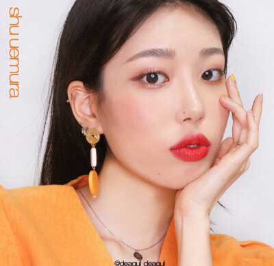 彩妆系列 | SHU UEMURA 植村秀2019年春季彩妆新品，这次推出了全新的Unilimited粉底液，专为亚洲人肤质研究，质地轻薄但遮盖力强妆效持久；还有无色限腮红新色号，M521，自然活泼的甜杏色；M541，亮丽鲜艳的橘粉色；…