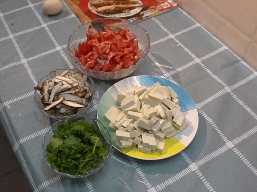 番茄豆腐菌菇减脂汤
美食
菜谱
减脂汤
减肥汤
家常菜