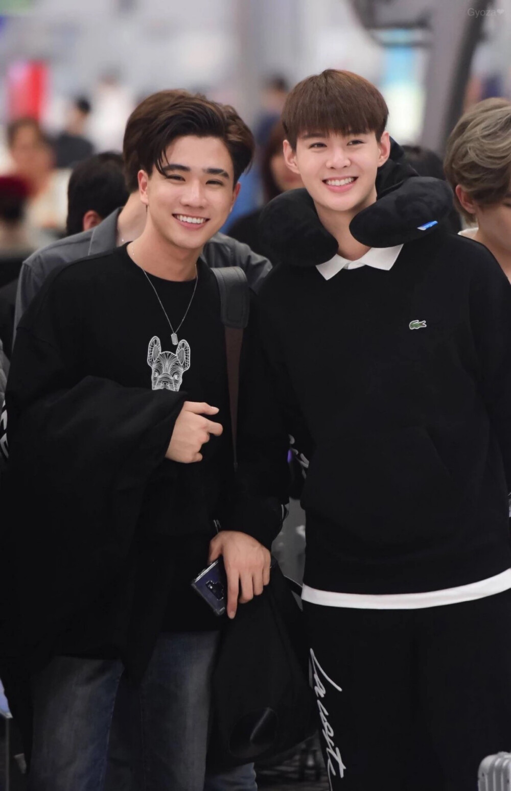 不期而爱明明和泡芙