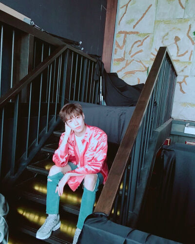 NFLYING 李承协
cr.@letsroll_nf