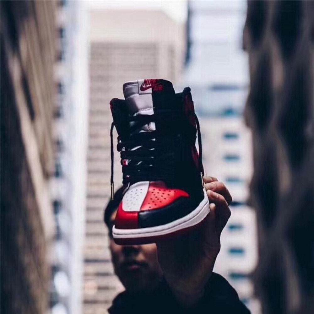 Air Jordan 1 “Homage To Home”
S2纯原 阴阳小丑精选素材