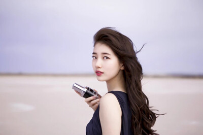 裴秀智 Suzy