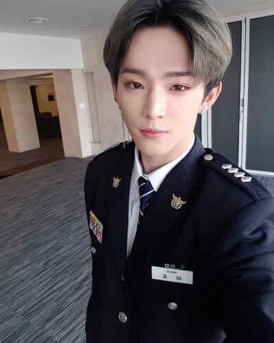 ONEUS 金建学/LEE DO
cr.official_oneus