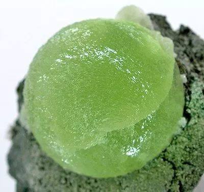 葡萄石（Prehnite）