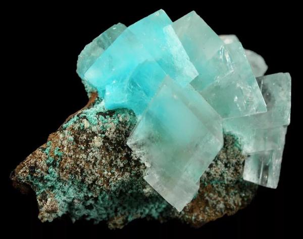 绿铜锌矿（Aurichalcite）