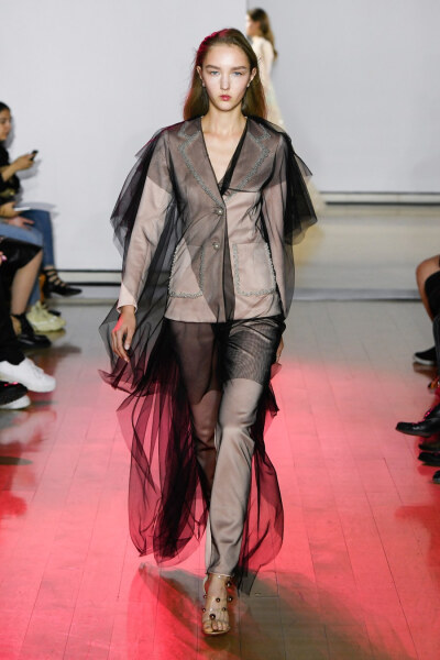 Huishan Zhang 2019 春夏高级成衣