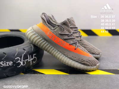 阿迪达斯 椰子350V2 巴斯夫爆米花减震中底 运动休闲鞋 YEEZY BOOST 350 V2
