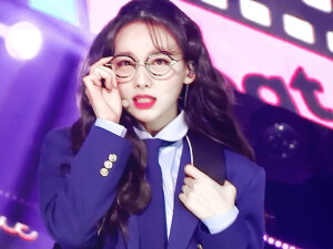 林娜琏可二改/自截
二改注明岱坝