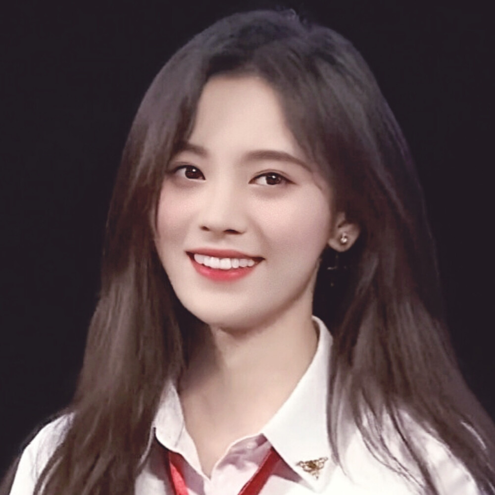 dt徐窗玥
原图知寒妹妹