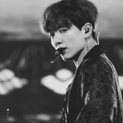 国哥好
田柾国
Cr.懿璃