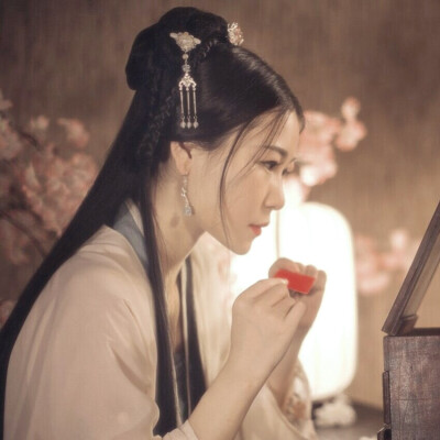 心悦君兮君不知 +1
自截 自调 禁二改
二传注明 堆糖 胧