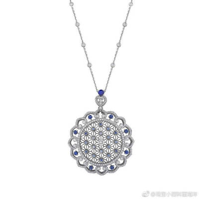 英国珠宝商Garrard推出的新一季珠宝系列——「Muse」，致敬20世纪初的英国王后、乔治五世的母亲Queen Alexandra。新作共由3个系列构成「Filigree」，「Signature Serpent」和「Starlight」，灵感来自王后的王冠、蛇…