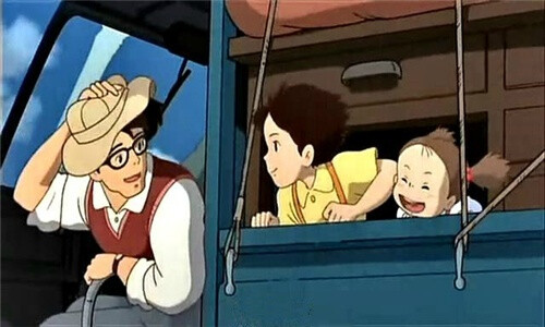 “ 再难过再委屈也要加快小脚步回家 在外面的世界我可能很渺小 可是回到家 我就是爸妈的全部了 ”