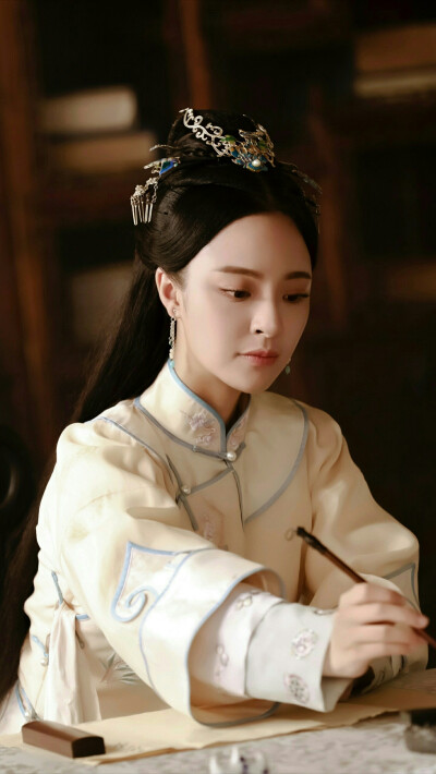 花落宫廷错流年 年姝媛 李莎旻子