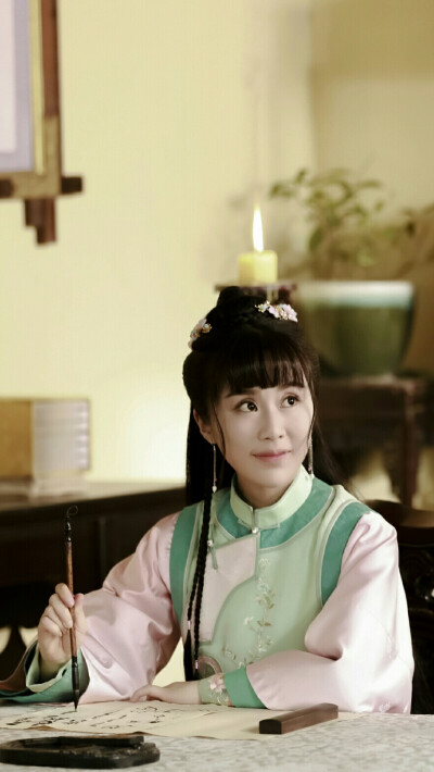 花落宫廷错流年 凝秀 覃炜