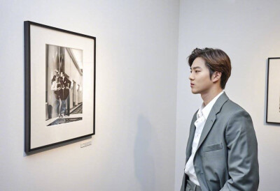 190320 helmut newton 图展