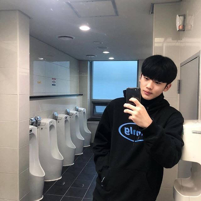 produceX101 金曜汉
ins：y_haa.n