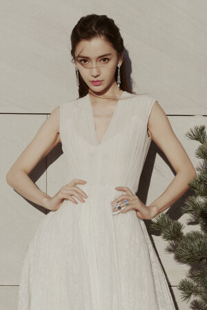 杨颖  代言欧诗漫