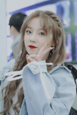 宋雨琦YUQI。