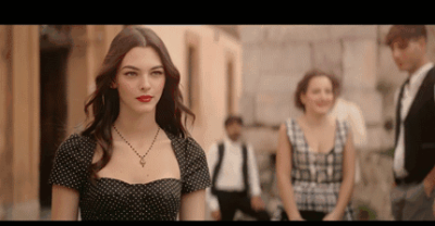 Vittoria Ceretti，老佛爷的缪斯，绽放的意大利之花