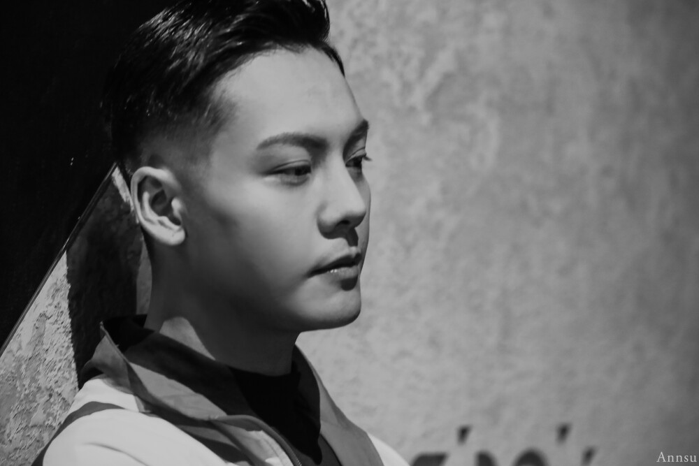 【陈伟霆 William Chan】190327 锐步2019秋冬上海时装周开幕秀 锐步Reebok亚太区品牌代言人 5000 x 3333 px (图源: 微博 @安苏娜穆 weibo.com/2185389472/HmSfYBVxv)