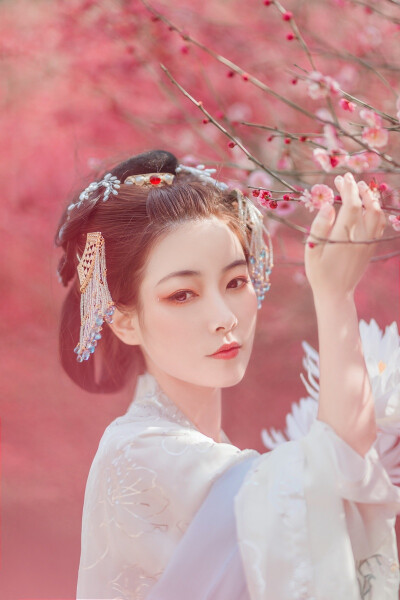 【古风写真】 #胭脂笑# 摄影：阳梅儿
