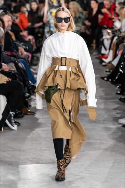 日本设计品牌 Sacai 于巴黎时装周发布2019秋冬高级成衣系列