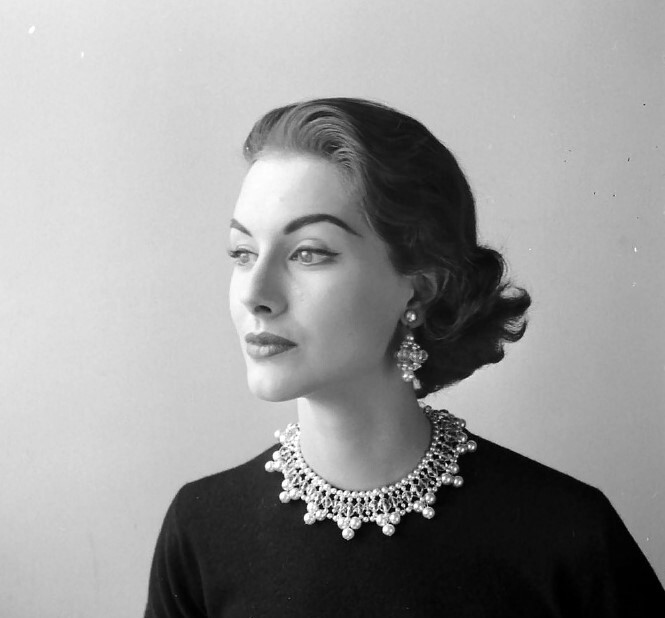 1952年，名模南希·贝尔格（Nancy Berg）。（摄影：Nina Leen）