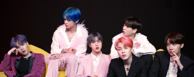 Boy with Luv feat. Halsey