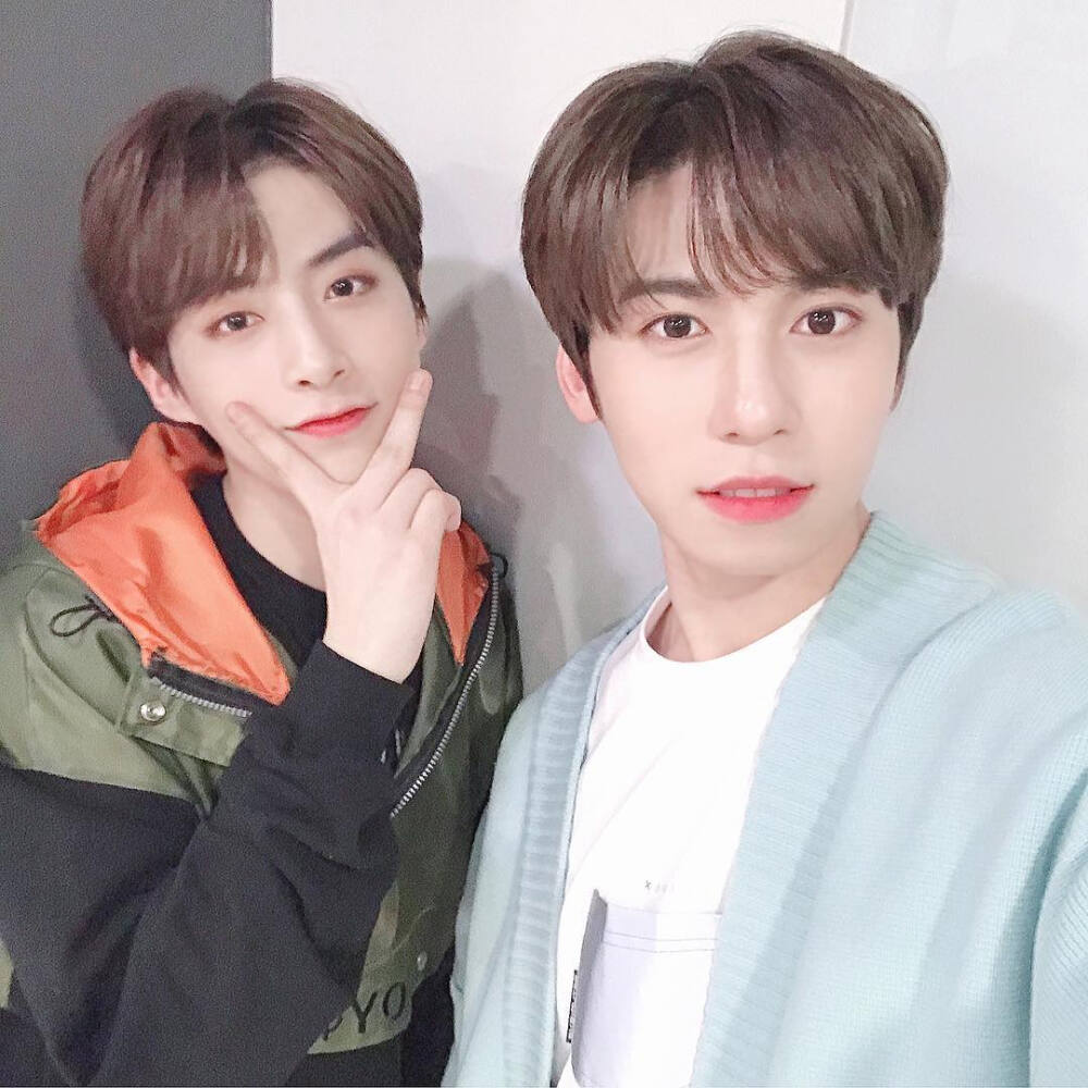 ONEUS 孙东柱 李建熙
cr.official_oneus