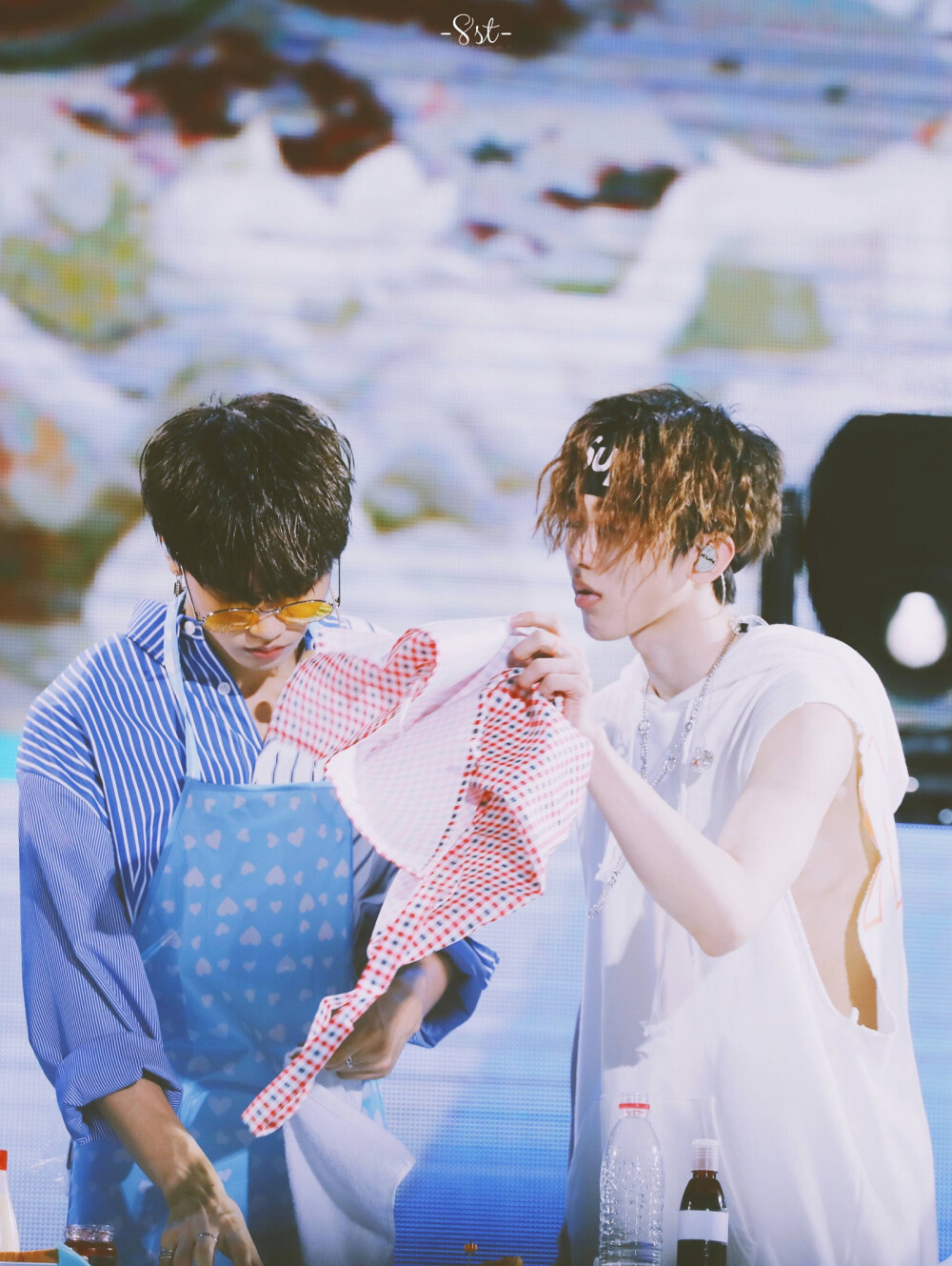 彦坤
林彦俊
蔡徐坤