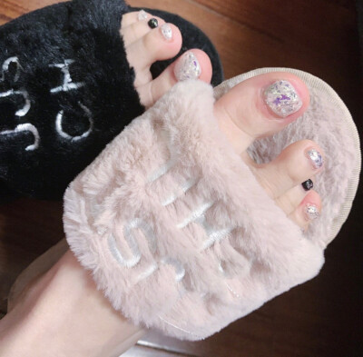 脚指甲