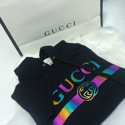 Gucci 老爹鞋 卫衣