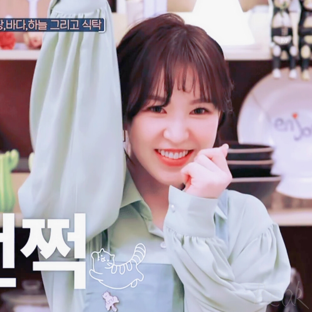 孙承欢朴秀荣金艺琳头像