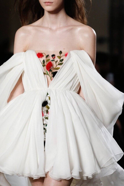 giambattista Valli ss18