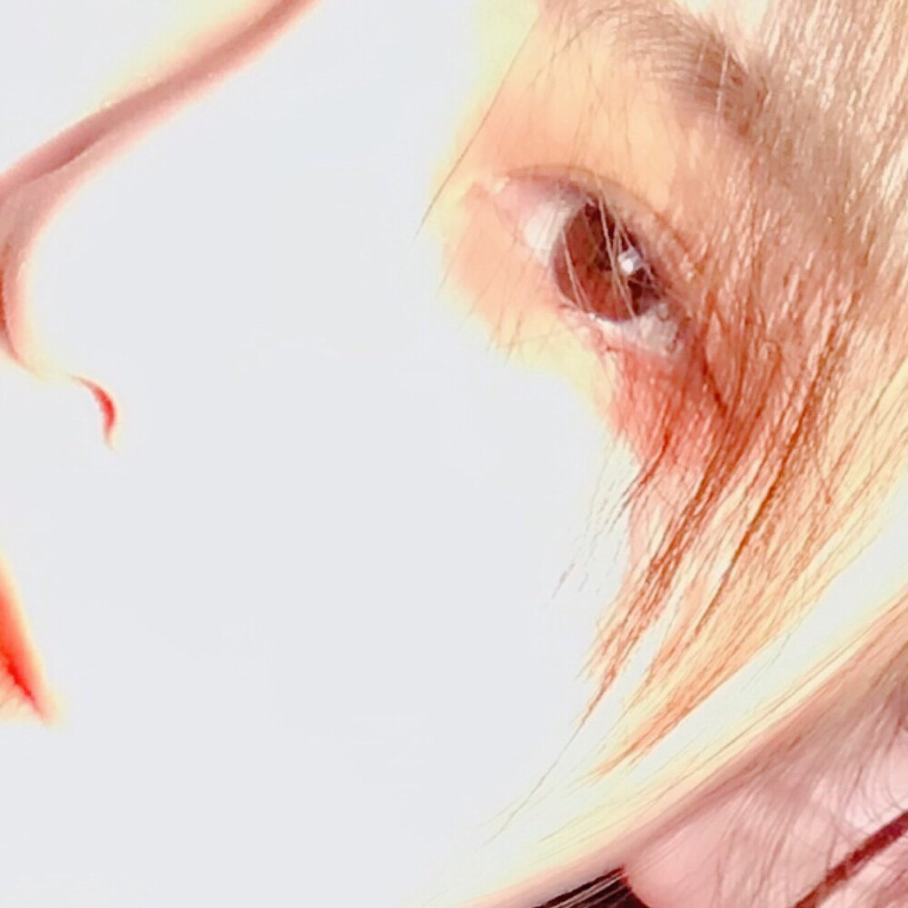 半脸女头自调甜似洝洝入梦