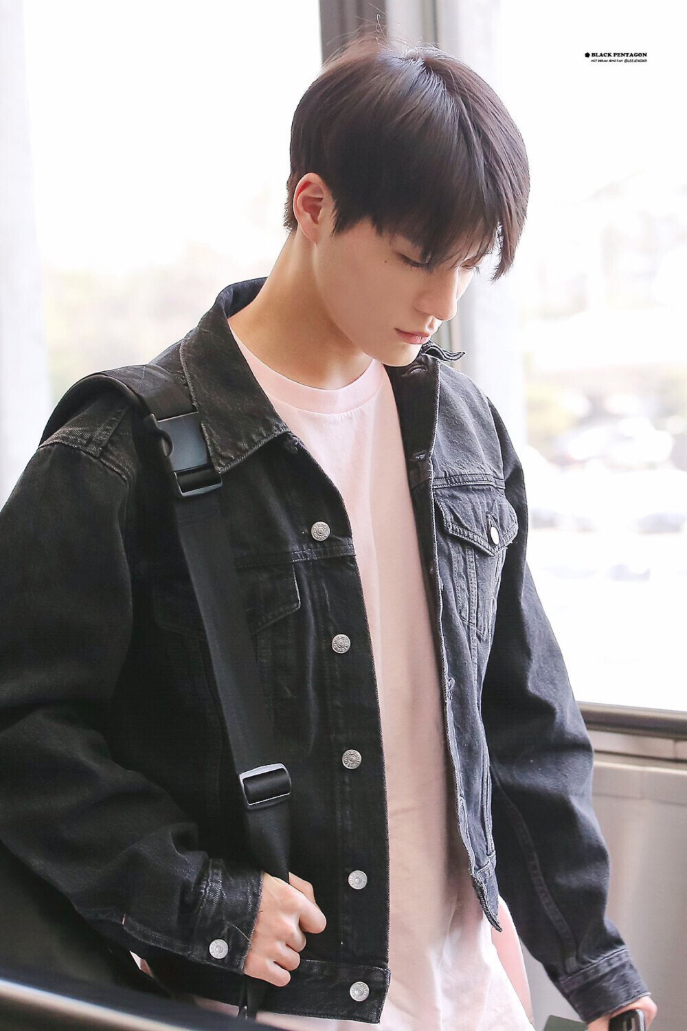 NCT 李帝努 Jeno