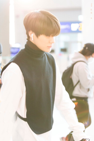 NCT 李帝努 Jeno